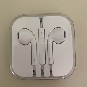 Apple Ear Buds